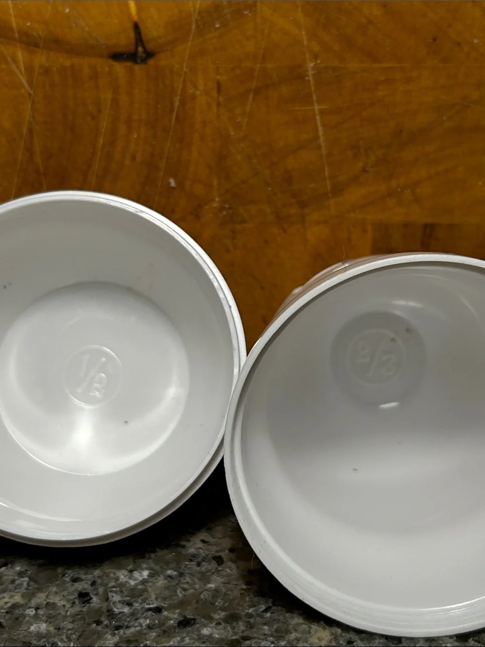 3 Nesting dolls measuring cups